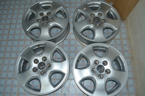 สั่งจัดหา-ซื่้อขายแล้ว พร้องส่งร้านสุพจน์การยางกาฬสินธุ