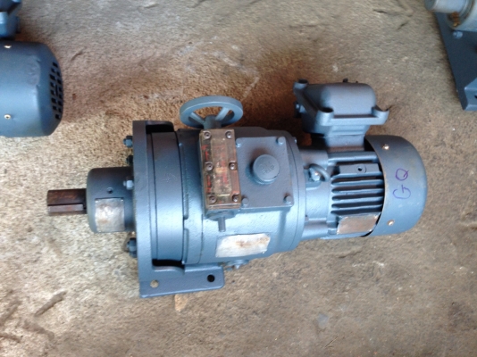 ขายมอเตอร์เกียร์ปรับรอบ Sumitomo 1 HP. 380V เดิมๆ วิ่งนิ่ม ตัวมอเตอร์เป็นแบบกันระเบิด พร้อมใช้งาน มีหลายตัวครับ
