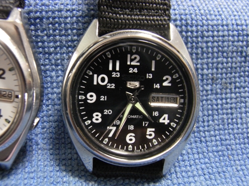 28ม.ค.((น้าเล็ก)) นำเสนอนาฬิกาข้อมือ