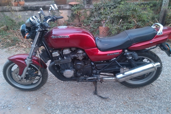 ขายรถ cb750 f2n ขายรถ cb750 f2n