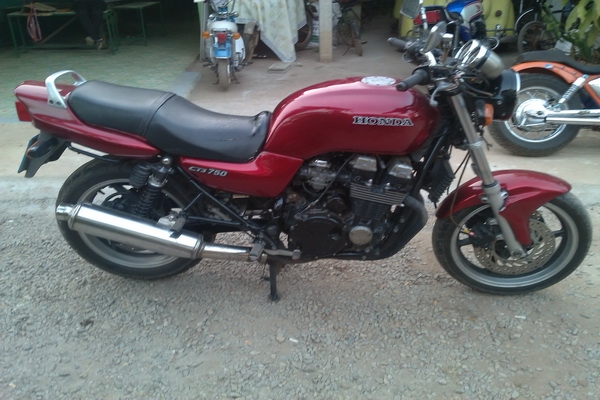 ขายรถ cb750 f2n ขายรถ cb750 f2n