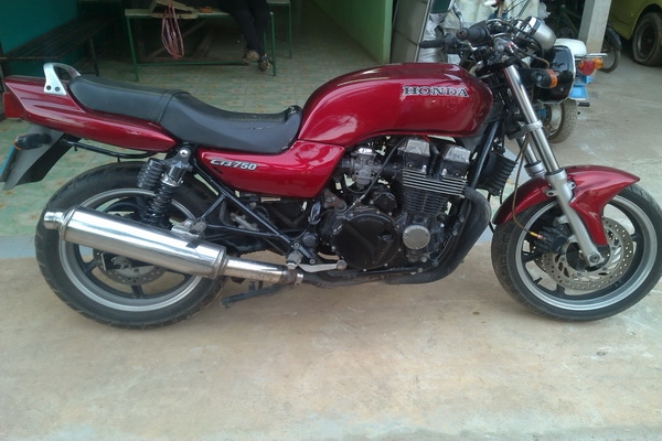 ขายรถ cb750 f2n ขายรถ cb750 f2n