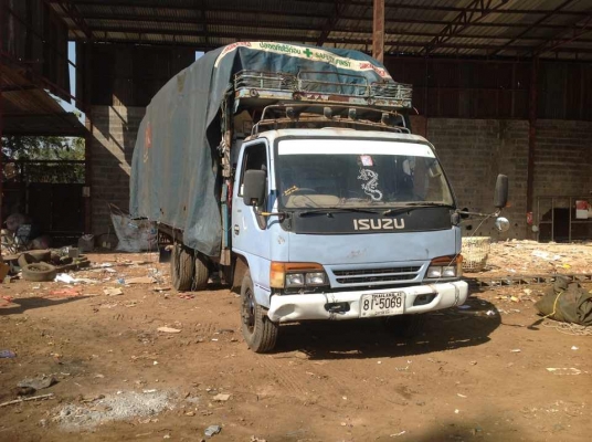 ISUZU NPR120 ฝาดำ ห้างแท้ปี38 กะบะยาว 5 เมต