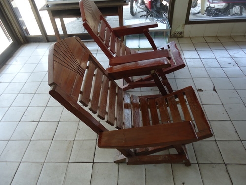 เก้าอี้ไม้สัก650.-