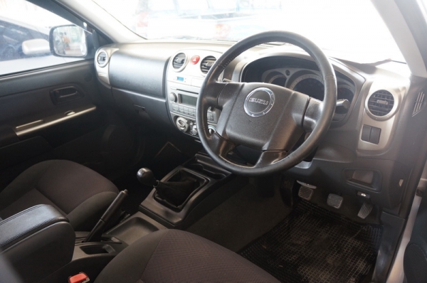 D-MAX HI-LANDER CAB ปี2007 รถสวย กระจกไฟฟ้า ภายในสะอาด เครื่อง ช่วงล่างดี พร้อมใช้งาน D-MAX HI-LANDER CAB ปี2007 รถสวย กระจกไฟฟ้า ภายในสะอาด เครื่อง ช่วงล่างดี พร้อมใช้งาน