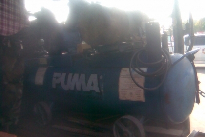 สภาพเดิมๆครับพร้อมใช้งานครับตัวใหญ่ครับยาวประมาณ 150 ครับ  มอเตอร์มิสซูบิชิ 3  แรงครับ เบิกใหม่เกือบ 6 หมื่นครับรุ่นนี้  ราคานี้คุ้มมากครับระบบต่างๆทำงานปกติครับ