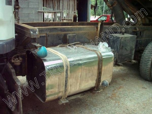 รถบรรทุก 10 ล้อดั๊มพ์ ยี่ห้อ MITSUBISHI รุ่น FN627 รถบรรทุก 10 ล้อดั๊มพ์ ยี่ห้อ MITSUBISHI รุ่น FN627