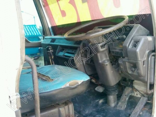 รถบรรทุก 10 ล้อดั๊มพ์ ยี่ห้อ MITSUBISHI รุ่น FN527  220 แรงม้า