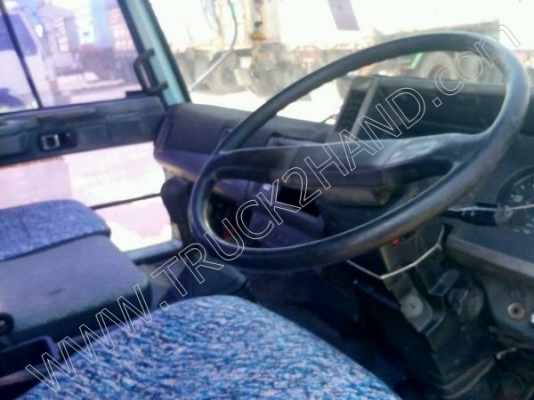 รถบรรทุก 6 ล้อ ช่วงยาว  ยี่ห้อ ISUZU รุ่น FRR  175 แรงม้า