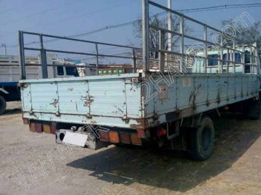 รถบรรทุก 6 ล้อ ช่วงยาว  ยี่ห้อ ISUZU รุ่น FRR  175 แรงม้า