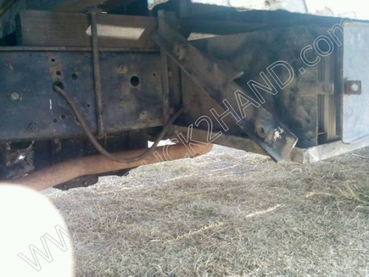 รถบรรทุก 6 ล้อ ช่วงยาว  ยี่ห้อ ISUZU รุ่น FRR  175 แรงม้า