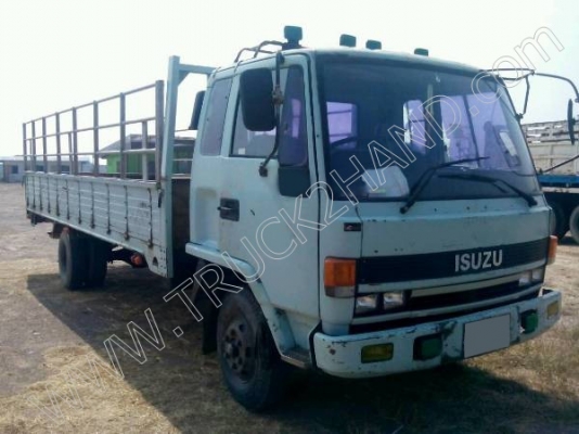 รถบรรทุก 6 ล้อ ช่วงยาว  ยี่ห้อ ISUZU รุ่น FRR  175 แรงม้า