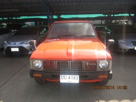 ขายด่วน TOYOTA  RN30  ม้ากระโดด