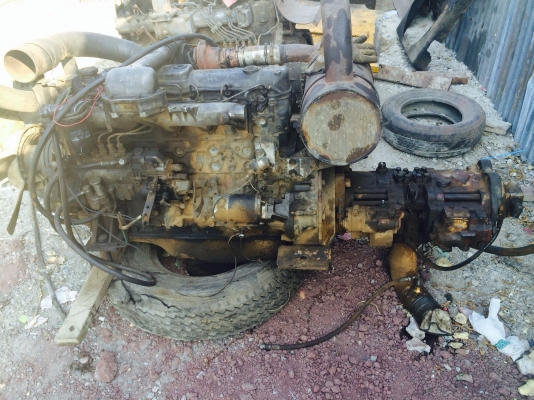 ขายด่วนเครื่อง6D31 กรองเดียว และปั้ม K3V สภาพพร้อมใช้งาน ถอดลงมาจากรถครับ