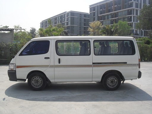 รถตู้สภาพดี เครื่องแน่น จัดไฟแนนท์ให้ได้ ไม่ต้องใช้เงินออกรถ. รถตู้สภาพดี เครื่องแน่น จัดไฟแนนท์ให้ได้ ไม่ต้องใช้เงินออกรถ.