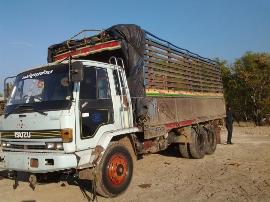 ISUZU ร๊อกกี้เครื่อง6BG1เครื่อง175แรงม้า10ล้อเพลาเดียว ISUZU ร๊อกกี้เครื่อง6BG1เครื่อง175แรงม้า10ล้อเพลาเดียว