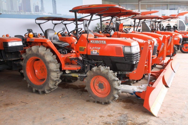 KUBOTA MAX ฟรีดาวน์ จ่ายเงิน จ่ายเงินเพิ่ม 5,000 บาท ผลผ่านรับรถเลย