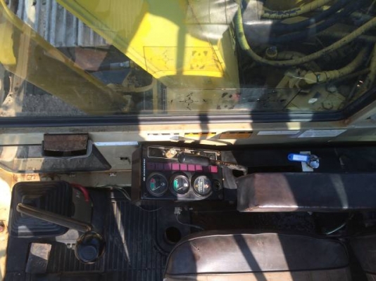 ขายรถขุด KOMATSU PC80-5 นำเข้าจากญี่ปุ่นแท้ๆ สภาพพร้อมใช้งาน (มีVDOให้ชม )สนใจติดต่อ 081-2990958 ครับ