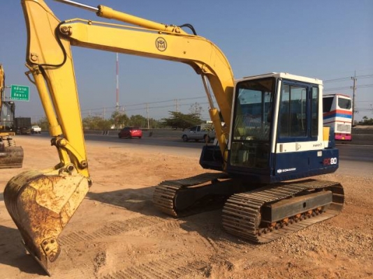 ขายรถขุด KOMATSU PC80-5 นำเข้าจากญี่ปุ่นแท้ๆ สภาพพร้อมใช้งาน (มีVDOให้ชม )สนใจติดต่อ 081-2990958 ครับ