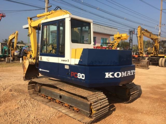 ขายรถขุด KOMATSU PC80-5 นำเข้าจากญี่ปุ่นแท้ๆ สภาพพร้อมใช้งาน (มีVDOให้ชม )สนใจติดต่อ 081-2990958 ครับ