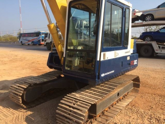 ขายรถขุด KOMATSU PC80-5 นำเข้าจากญี่ปุ่นแท้ๆ สภาพพร้อมใช้งาน (มีVDOให้ชม )สนใจติดต่อ 081-2990958 ครับ