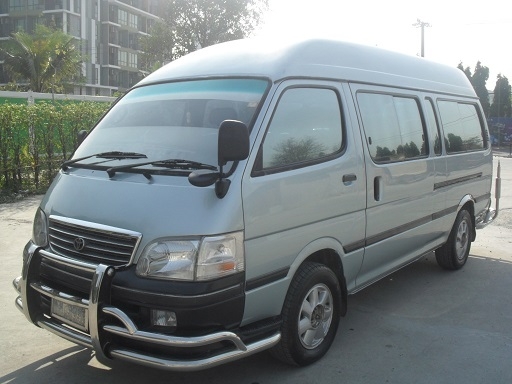 รถตู้หลังคาสูง. แต่งภายในแล้ว สภาพดี.