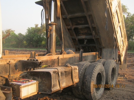 ขายสิบล้อดั้ม2เพลา ฮีโน่FD3H เครื่อง195HO7D เกียร์คุณหลง10สปีด ราคาคุยได้เจ้าของขายเอง