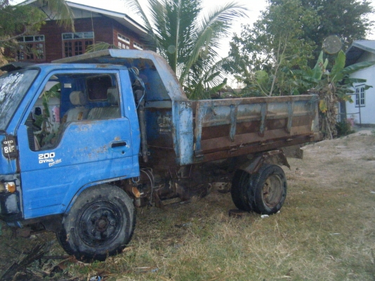 ลดราคาด่วนมาก่อนได้ก่อน 145000 ขายรถดั้มราคาถูก  TOYOTA  DYNA 2OO  คัดซีสวยรับประกันไม่มีที่ติ  ติดต่อเบอร์  0930876629