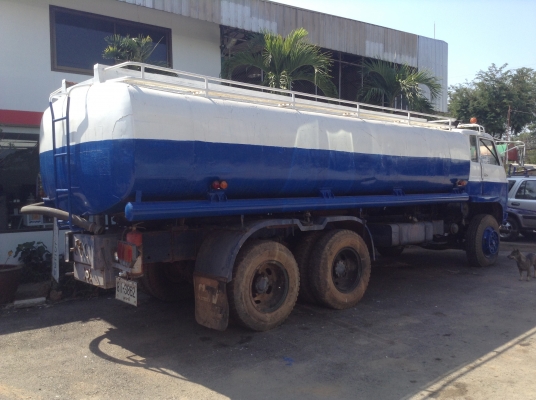 ขายรถบรรทุกน้ำมัน ISUZU จัมโบ้ 200 เพลาเดียว เครื่อง 6SA1 200 แรงม้า คัสซีสวยตลอดเส้นไม่มีบวม เบรคลมดัน พวงมาลัยพาวเวอร์ ทะเบียนพร้อมโอนครับ