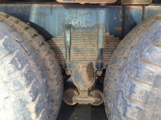 ขายรถบรรทุกน้ำมัน ISUZU จัมโบ้ 200 เพลาเดียว เครื่อง 6SA1 200 แรงม้า คัสซีสวยตลอดเส้นไม่มีบวม เบรคลมดัน พวงมาลัยพาวเวอร์ ทะเบียนพร้อมโอนครับ