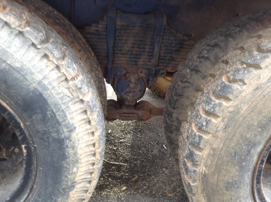 ขายรถบรรทุกน้ำมัน ISUZU จัมโบ้ 200 เพลาเดียว เครื่อง 6SA1 200 แรงม้า คัสซีสวยตลอดเส้นไม่มีบวม เบรคลมดัน พวงมาลัยพาวเวอร์ ทะเบียนพร้อมโอนครับ