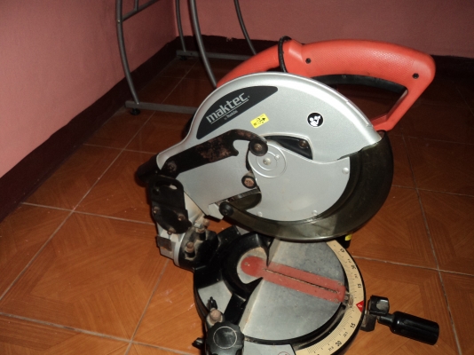 ขายไฟเบอร์ตัดองศาใด้ ยี้ห้อmaktec ใช้งานตัดไม้ ตัดเหล็กครับ