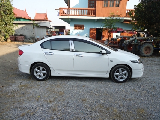 Honda city ปี 2011 มือเดียวป้ายแดง เจ้าของขายเอง