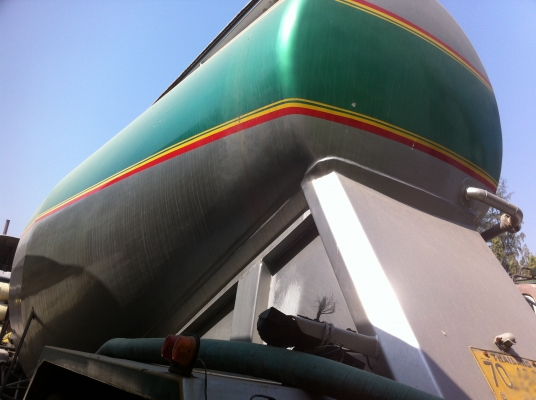 ขายหางกล้วยหอม 2 เพลา อู่.ชาญนคร ปี.47 หางสวยสมบูรณ์ ราคาย้อมเยาว์