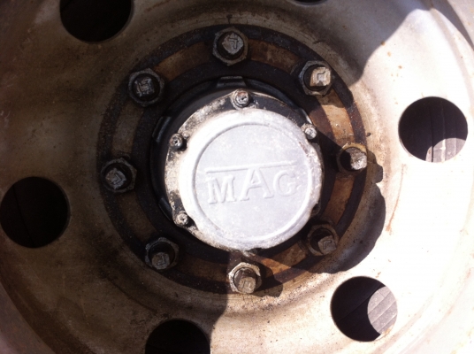 ขายหางกล้วยหอม 2 เพลา อู่.ชาญนคร ปี.47 หางสวยสมบูรณ์ ราคาย้อมเยาว์