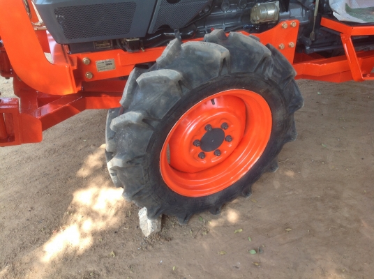 ปัญญาแทรคเตอร์มาแล้ว...นางฟ้า ครับ คูโบต้า L4508 DI special พร้อมใบมีดคานล่างFD184F ผาน6x24 (ยางใหม่ 4 เส้นครับ) จัดส่ง อ.เมือง จ.กำแพงเพชร