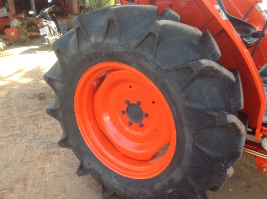 ปัญญาแทรคเตอร์มาแล้ว...นางฟ้า ครับ คูโบต้า L4508 DI special พร้อมใบมีดคานล่างFD184F ผาน6x24 (ยางใหม่ 4 เส้นครับ) จัดส่ง อ.เมือง จ.กำแพงเพชร