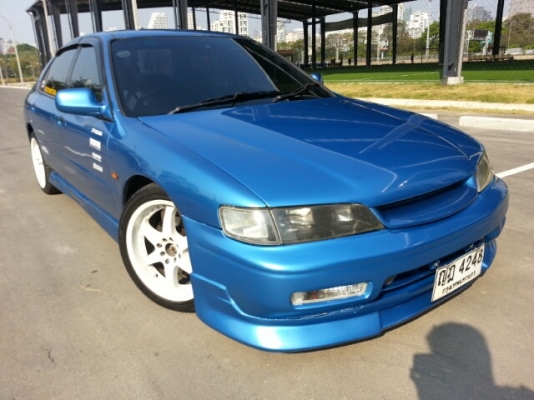 ขายACCORDวางH22AติดLPGหัวฉีดชุดแต่งMUGEN ล้อ17" ดิส4ล้อ เครื่องเสียงชุดใหญ่ สีฟ้าเกล็ดมุข