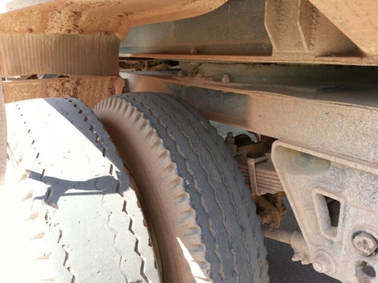 รถอีซูซุ 10 ล้อดั้ม FXZ  270 แรงม้า. ปี 39  ( ขายแม่ , ลูก )  สนใจติดต่อ 081 - 6079515