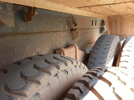 รถอีซูซุ 10 ล้อดั้ม FXZ  270 แรงม้า. ปี 39  ( ขายแม่ , ลูก )  สนใจติดต่อ 081 - 6079515