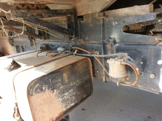 รถอีซูซุ 10 ล้อดั้ม FXZ  270 แรงม้า. ปี 39  ( ขายแม่ , ลูก )  สนใจติดต่อ 081 - 6079515