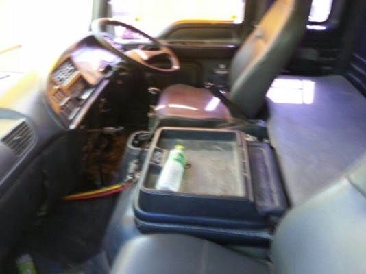 รถอีซูซุ 10 ล้อดั้ม FXZ  270 แรงม้า. ปี 39  ( ขายแม่ , ลูก )  สนใจติดต่อ 081 - 6079515