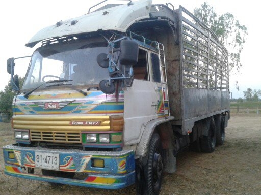 hino kt925 1เพลา วางเครื่อง Ho6c200แรง วางหังF17 ครัชซีสวยมากเครื่องดีมาก ติดต่อ 088-7243147