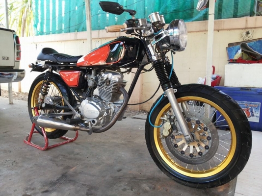 Cg200 คาเฟ่ Cg200 คาเฟ่