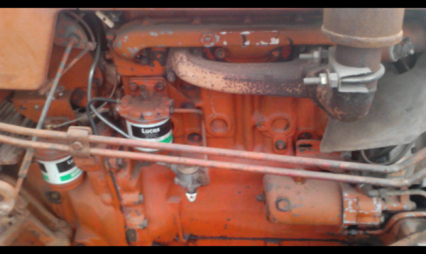 ขายรถไถ massey ferguson 185  ....มีใบมีดดันหน้าให้ พร้อมใช้งาน