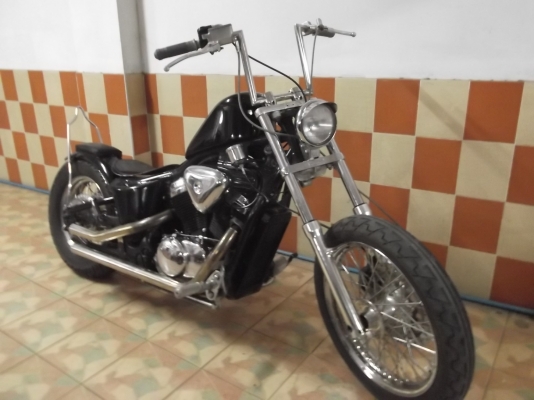 Steed 400 OldSchool หล่อๆ ราคาย่อมเยาครับ Steed 400 OldSchool หล่อๆ ราคาย่อมเยาครับ