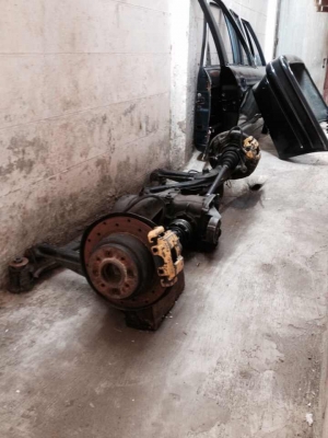 ขายชุดแพท้ายดิสก์เบรคหลัง bmw e30 แท้ ตรงรุ่น ไม่ต้องดัดแปลง ยกใส่ได้เลย 4 รู  100. มีเฟืองท้าย เเม่ปั๊มเบรค จานดิสก์เบรค ดุมล้อ เพลาชับสายเบรคมือ ของครบ ราคา. 8500 บาท