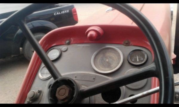 ขายรถไถ massey ferguson 195  ...หางเป็นถังน้ำ.ไม่มีดันดัหน้า