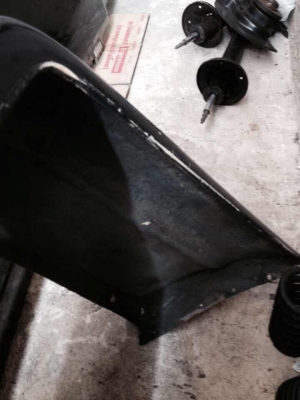 ขายกันชนหลัง Mเทคนิค BMW e30 ราคา1500บาท โทร0875077464โส กทม ขายกันชนหลัง Mเทคนิค BMW e30 ราคา1500บาท โทร0875077464โส กทม