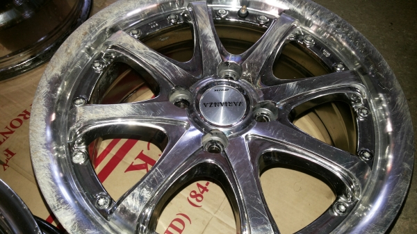 แม็คขอบ15แต่มีชำรุด4รู100แบคโคม